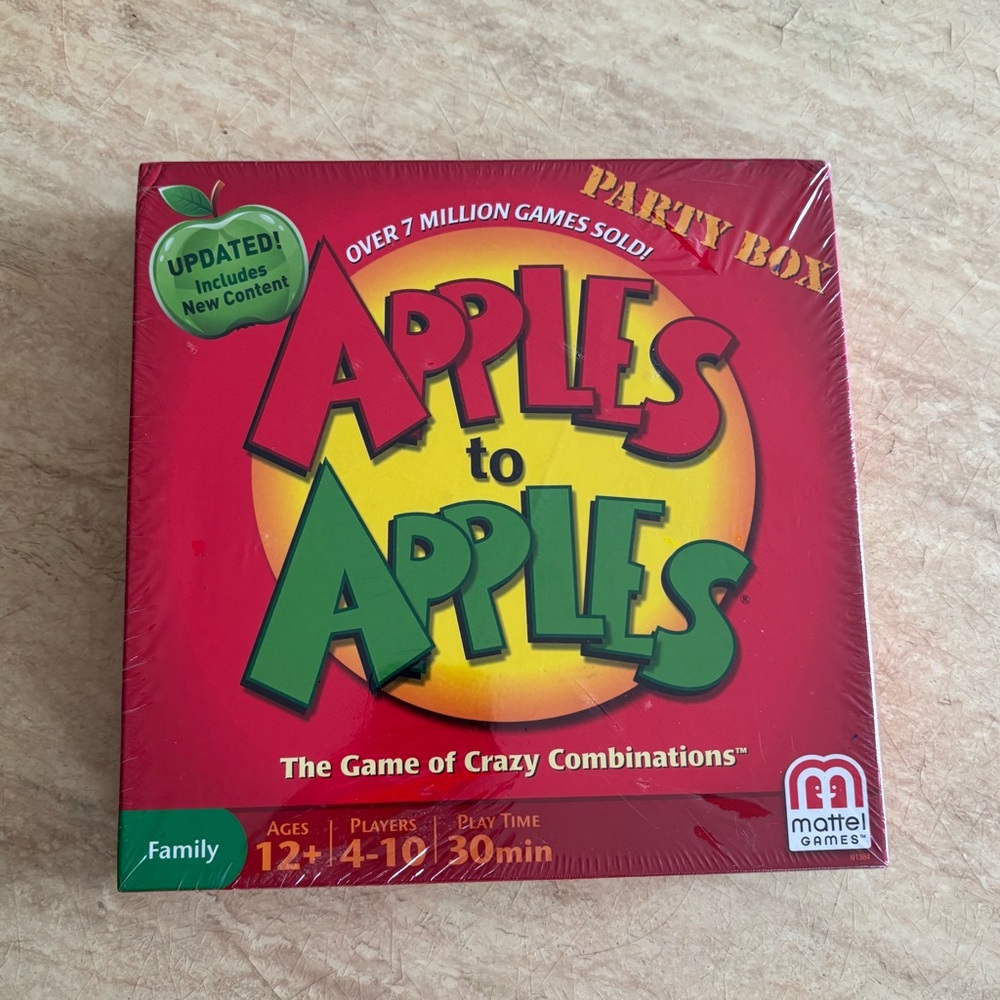 Mattel Apples  To Apples Party Box Board Family  Game Of Crazy Combinations  NEW